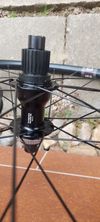 zapletená kola 29" náboje Shimano