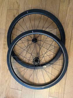 Set zapletených kol GIANT SLR 1 42 DB HOOKLESS, centerlock, Shimano