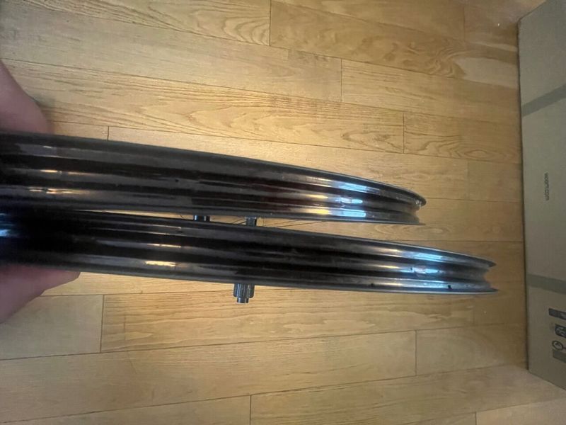 Set zapletených kol GIANT SLR 1 42 DB HOOKLESS, centerlock, Shimano