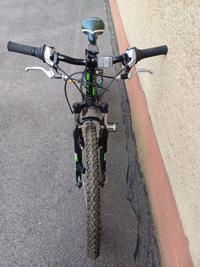 Dětské jízdní kolo 24" GT Aggressor