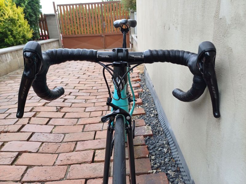 Bianchi Oltre XR3 Celeste