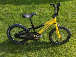 Specialized Hotrock 16 - ideální první kolo