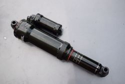 RockShox Super Deluxe R