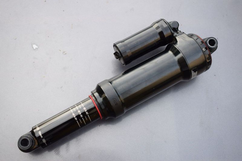 RockShox Super Deluxe R