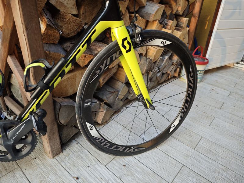 Scott addict 10 + Syncros RR 1.0