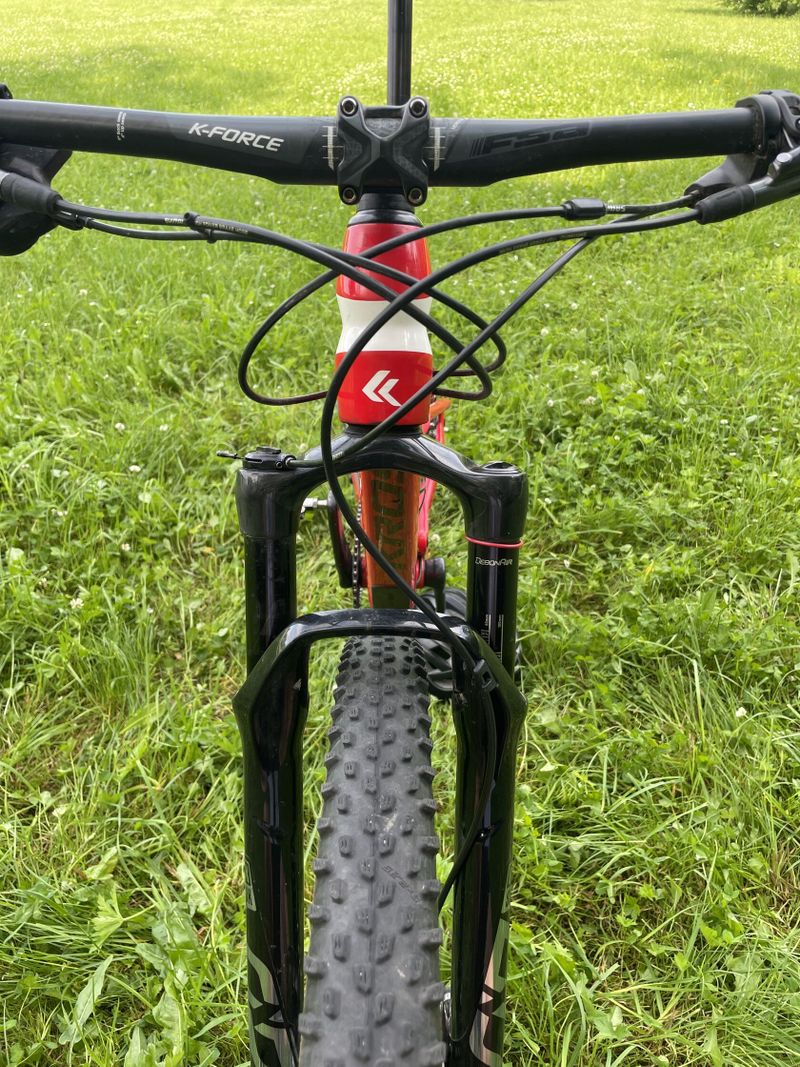 Kross Earth Team, vel. 20"(XL), 10.6kg, XTR, karbon kola DT Swiss 1200