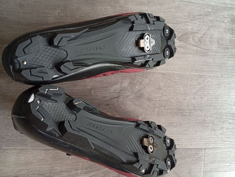 Nové MTB tretry Force, velikost 48
