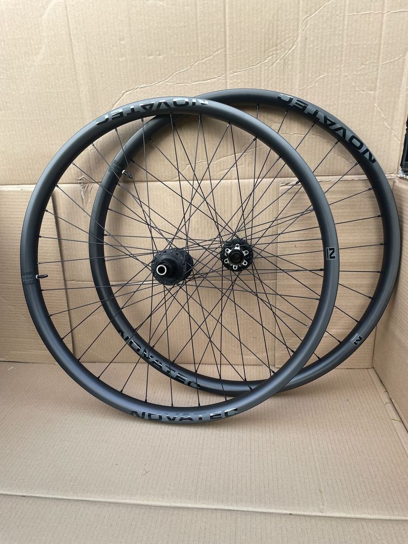 Nové - Enduro karbonové výplety NOVATEC M30 29" 