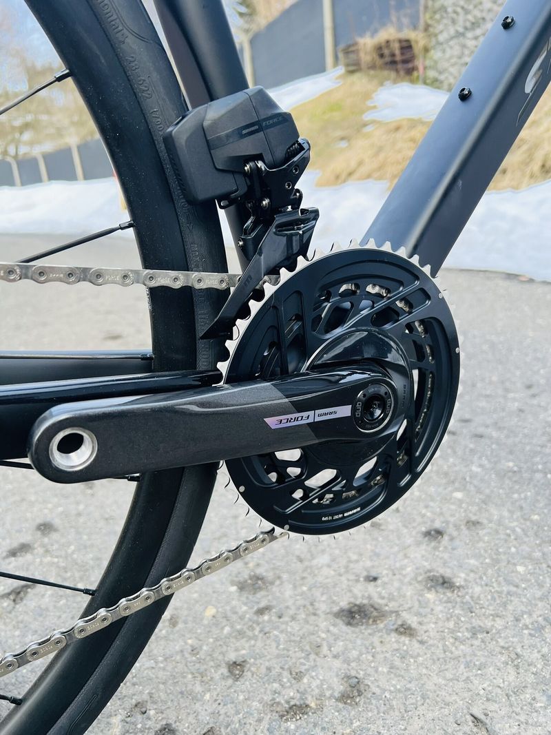 Silniční kolo STEVENS Izoard Pro Disc Stealth Black - 58cm