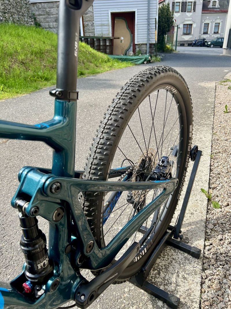 Celoodpružené kolo GHOST Lector FS Essential Petrol Blue/Ocean Blue XS
