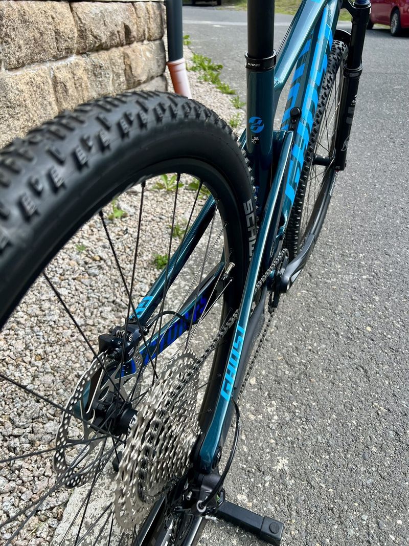Celoodpružené kolo GHOST Lector FS Essential Petrol Blue/Ocean Blue XS