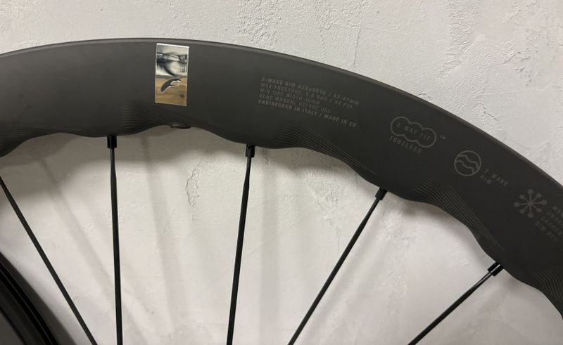 Zapletená kola Fulcrum Sharq Carbon