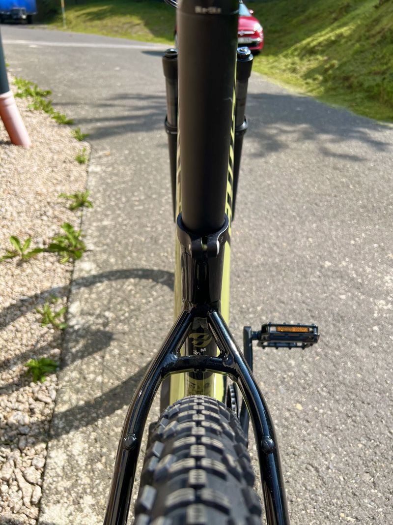 Horské elektrokolo GHOST E-Teru Pro Light Khaki/Black - M