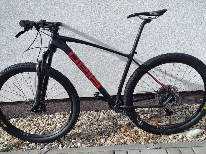 Pells Razzer Elite model 2021, velikost L