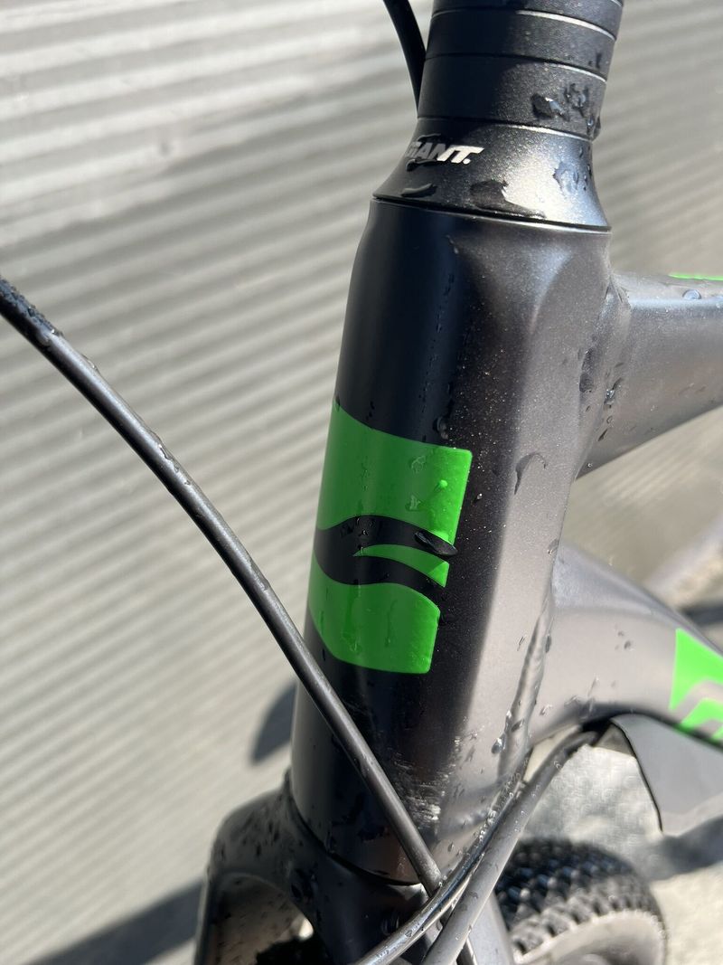 Giant ToughRoad SLR 2 (2020) - perfektní stav, málo jeté
