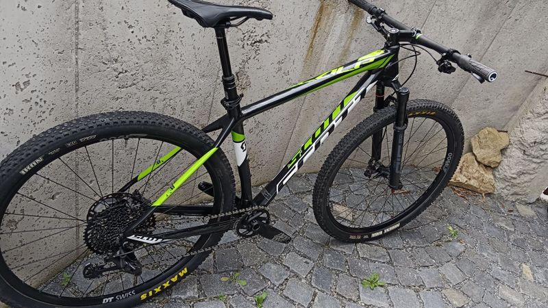 karbonové horské kolo SCOTT Scale 920 a 935