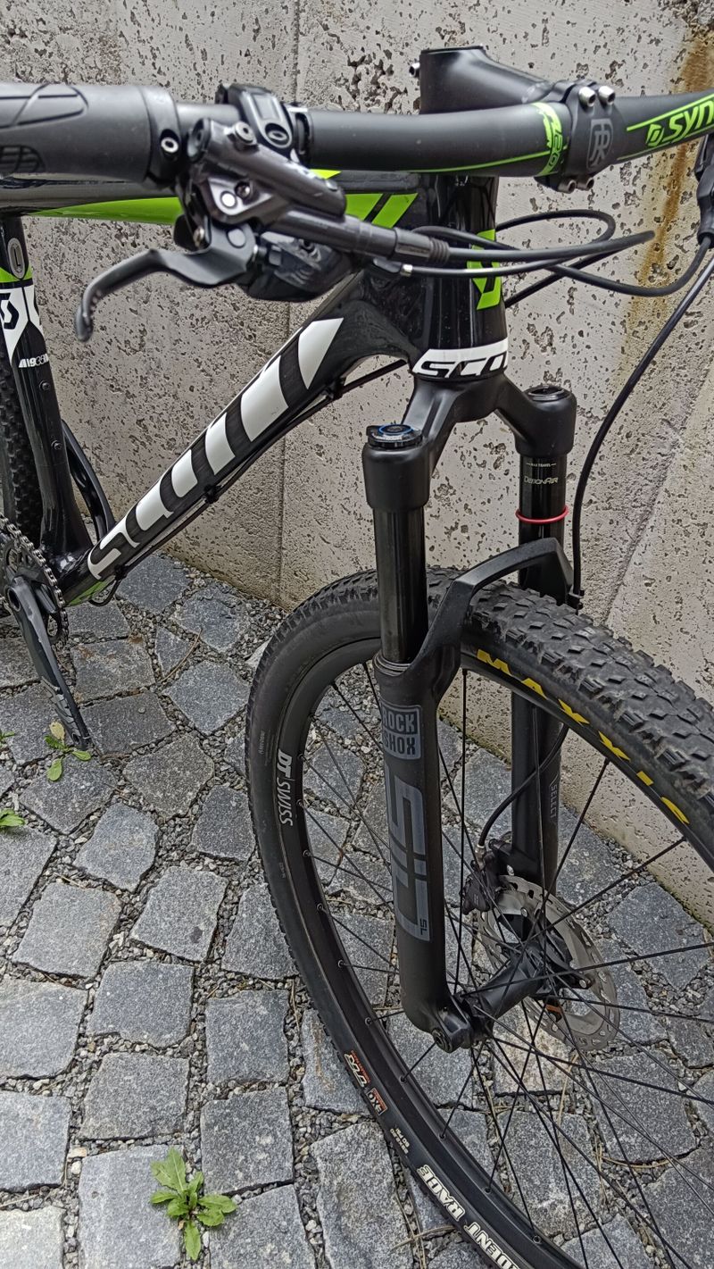 karbonové horské kolo SCOTT Scale 920 a 935