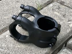 Představec Bontrager Line Pro - 35,0 / 0° - Blendr - černý 