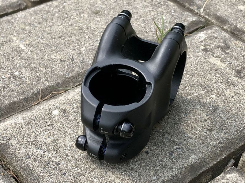 Představec Bontrager Line Pro - 35,0 / 0° - Blendr - černý 