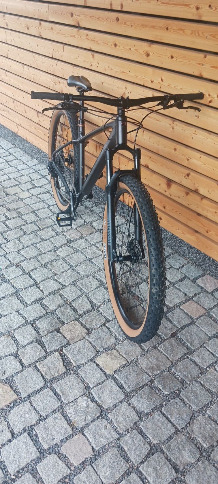 Trek Marlin 8 Gen 3 - matte dnister black