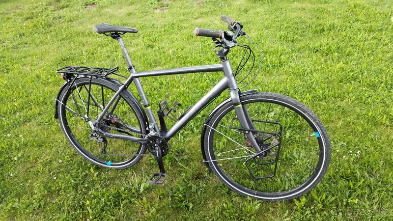 cestovní kolo Cube Touring