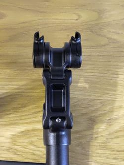 Odpružená sedlovka Suntour NCX 27,2 400mm