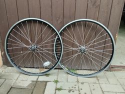Starší zapletená kola 26" na rychloupínák - vbrake