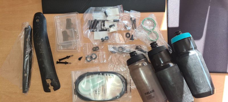 Canyon Strive 27,5 karbon - vysoké zdvihy - pevná kola - GX eagle - prohlídka u I.P. Pavlova