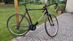 Giant TCX 1 (Shimano 105), velikost M z roku 2011, s wattmetrem Inpeak