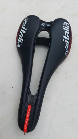Selle Italia SLR boost (PRO TEAM KIT CARBONIO SUPERFLOW), 130 mm - S3, karbonové ližiny