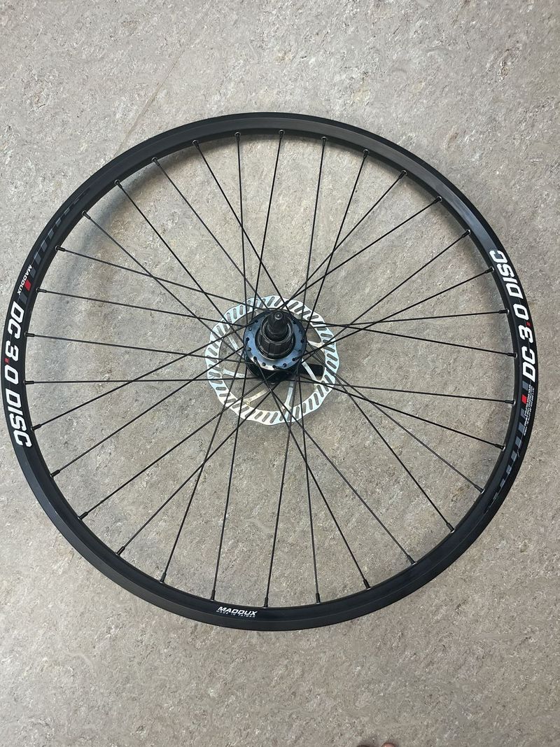 Zapletená kola 26" Maddux DC 3.0 Disc