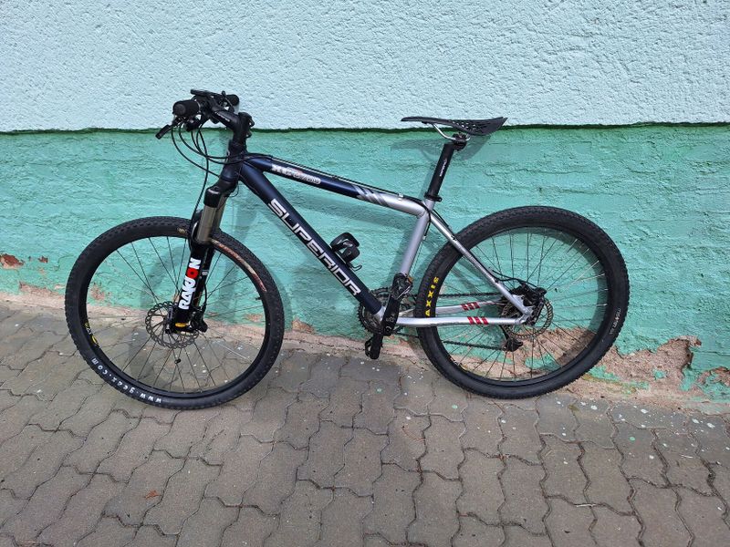 SUPERIOR XC870D, velikost rámu S, kola 26", 