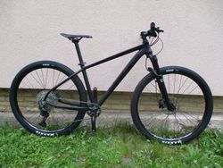 Nové lehké 29" kolo na rámu Maxbike M909 17", SLX/Deore 1x12, vzduch. vidlice Manitou Markhor