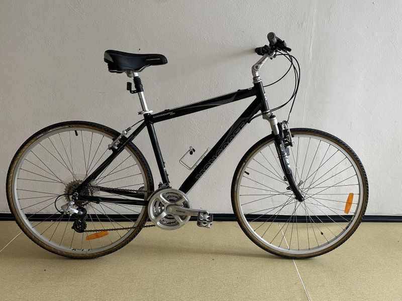 Crossové/trekkingové kolo Mongoose Crossway 350 vel M