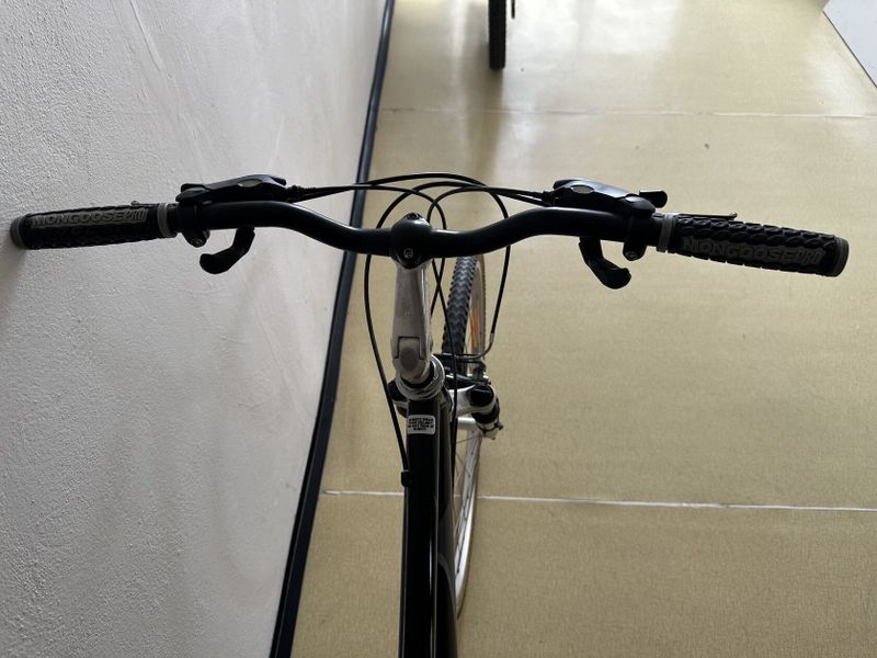 Crossové/trekkingové kolo Mongoose Crossway 350 vel M