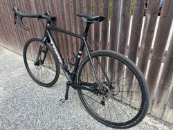 Trek Checkpoint ALR 4, vel.56
