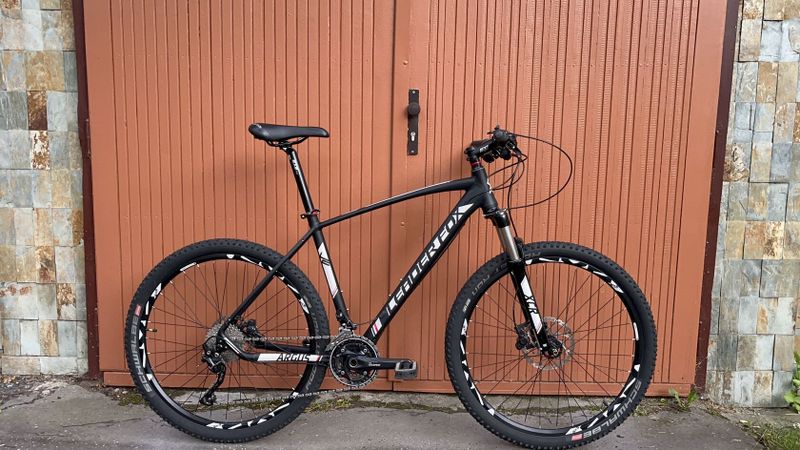 Leader Fox ARGUS 27,5 , L