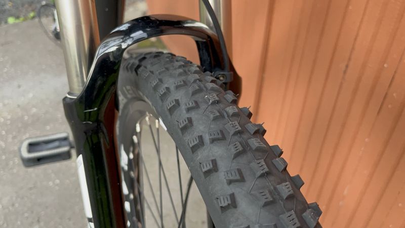 Leader Fox ARGUS 27,5 , L
