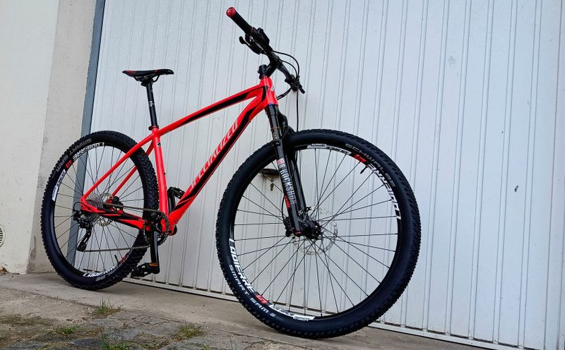 MTB na rámu Specialized vel.L pěkný stav bez investic,rychlé jednání sleva
