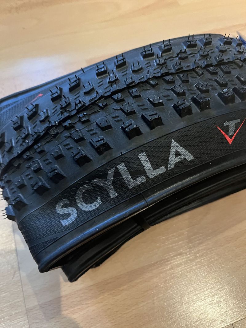 Nový plášť Mitas Scylla tubeless supra 29 x 2,25