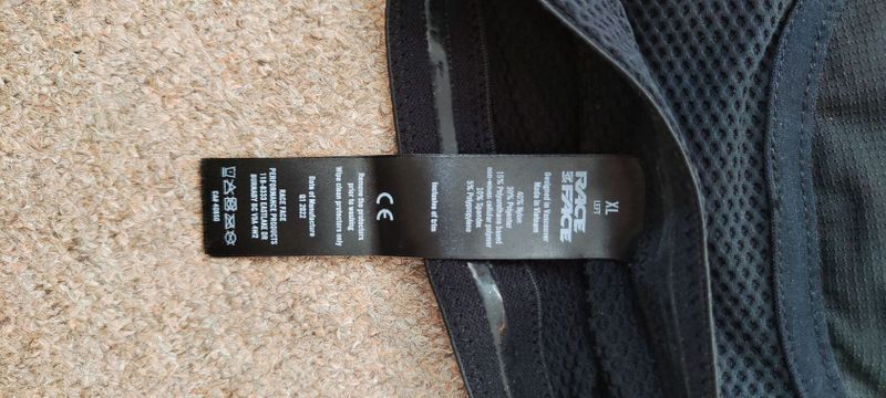 Race Face Convert Stealth D30, XL 