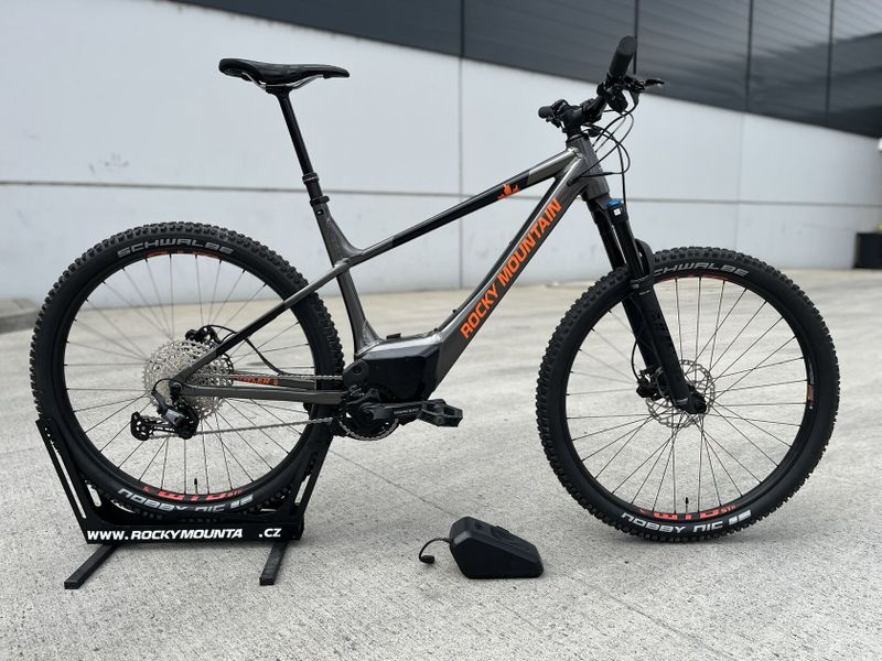 NOVÉ! Elektrokolo Rocky Mountain 108Nm 350W Baterie 672Wh v rámu + 330Wh přídavná baterie - vel. XL