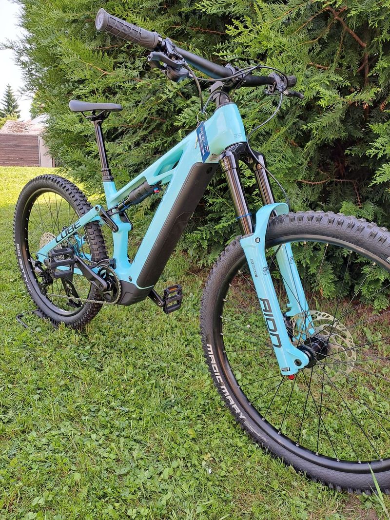 elektrokolo Cube Stereo Hybrid ONE77 HPC RACE 800 - Dazzle´n´black - 29/27,5"