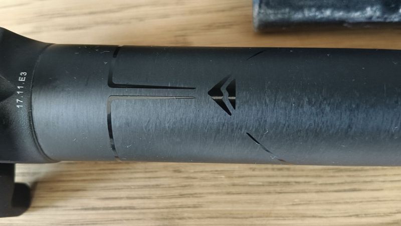 karbonová sedlovka 27,2 30,9 31,6 34,9