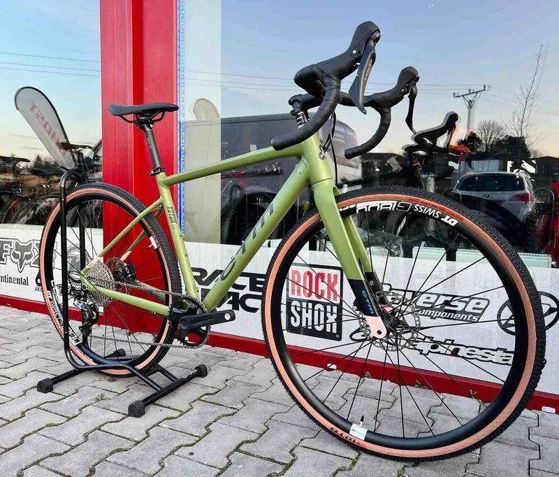 🔥🔥 SLEVA 14.000 Kč 🔥🔥 CTM KOYUK 3.0 - matná tmavá olivová SPE, 56, 58 cm