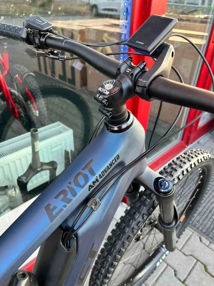 🔥🔥 SLEVA 72.000 Kč -41%🔥🔥 GHOST E-Riot AM CF/AL 160/160 Advanced B750 Blue/Black - XL / L 