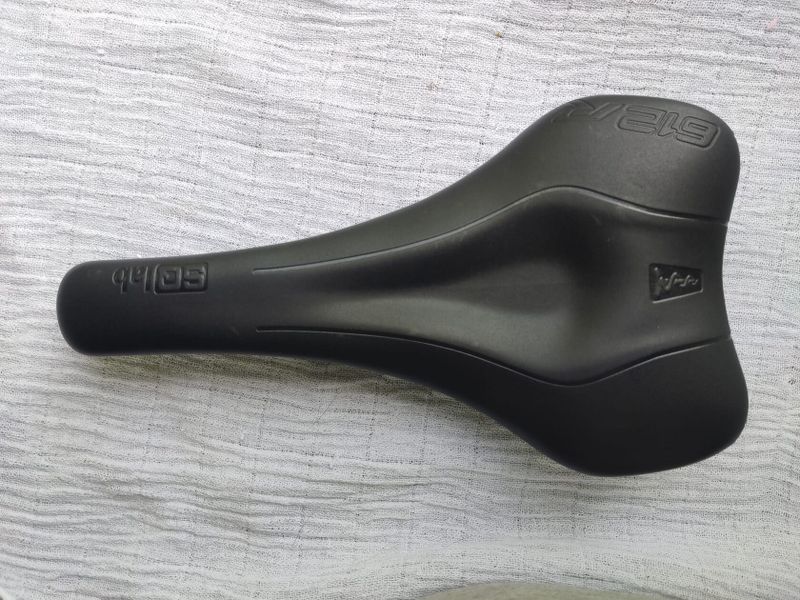 SQlab Sedlo 612 ERGOWAVE R Carbon 13cm