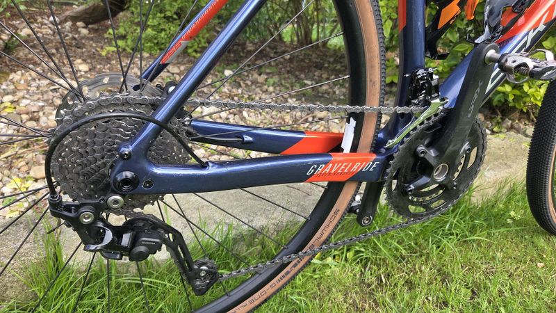 Karbonový gravel Rock Machine GravelRide CRB700 v záruce 