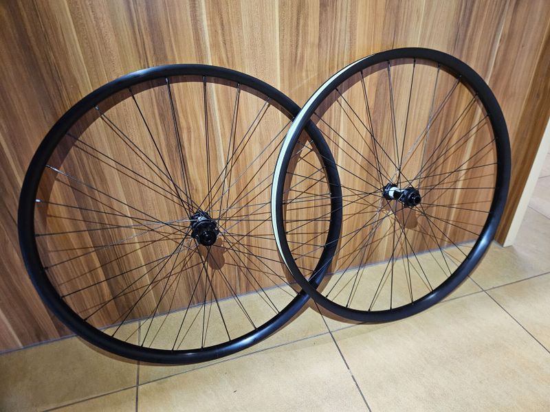 Newmen Zi30SLA + DT 350 (1780g, 36z/CL/HG,XD)