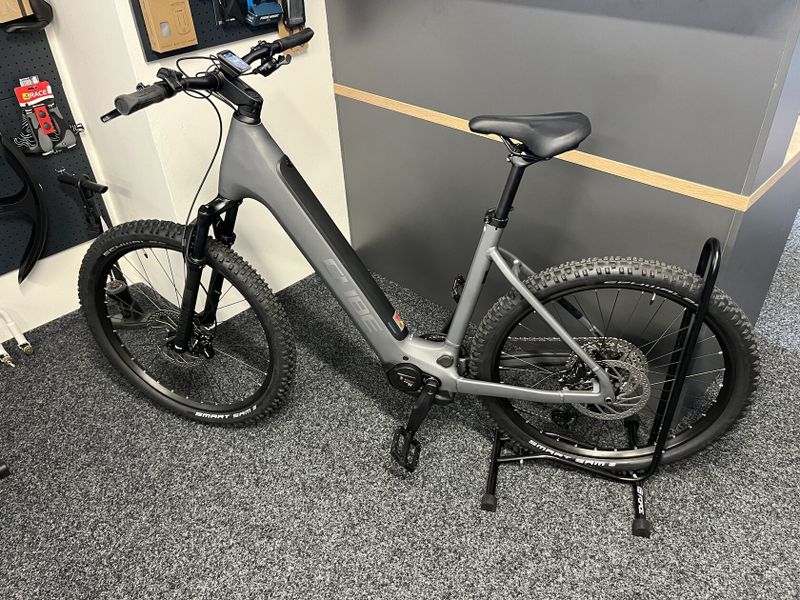 Cube Reaction Hybrid RACE 750 2024 NOVÉ